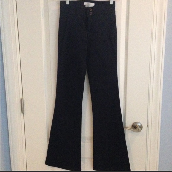 Zara Pants - perfect vintage ZARA flare low rise navy blue pants
